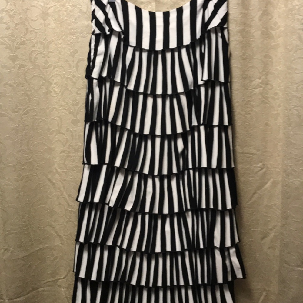 Dainty Jewels Skirt!